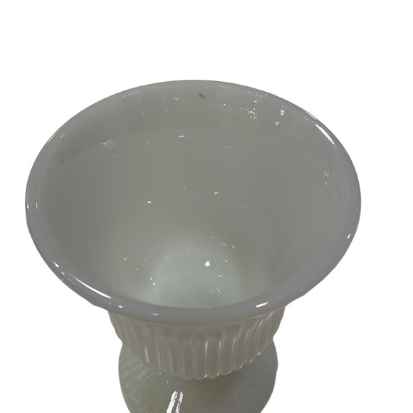 Milk Glass, White Glass, Ribbed Milk Glass, Ribbed Glass Pedestal Vase - Picture 6 of 6